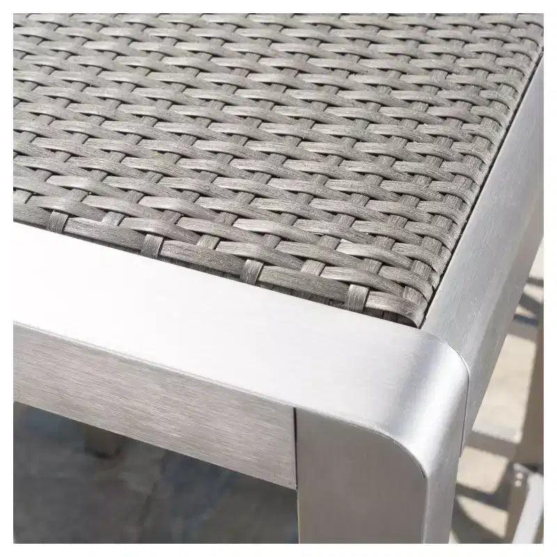 Ensemble de bar de patio 5 pièces Cape Coral en osier/métal résistant aux intempéries avec 4 tabourets - Gris - Christopher Knight Home