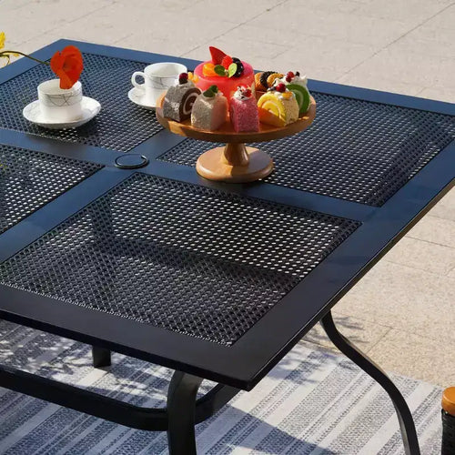 Set da pranzo da 5 pezzi per patio con tavolo quadrato in rete e sedie a fionda con telaio in alluminio - Captiva Designs: Set di mobili da esterno