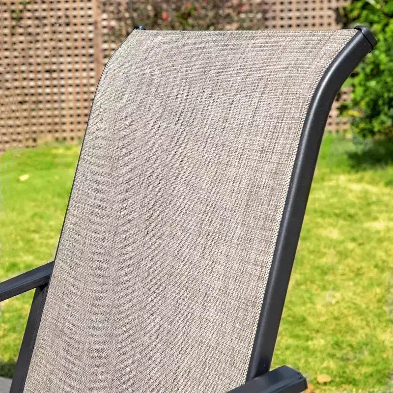 Ensemble de salle à manger d'extérieur 5 pièces avec chaises rembourrées en textilène et table ronde en métal - Gris/Noir - Captiva Designs : Salon de jardin robuste et résistant à l'eau pour 4 personnes
