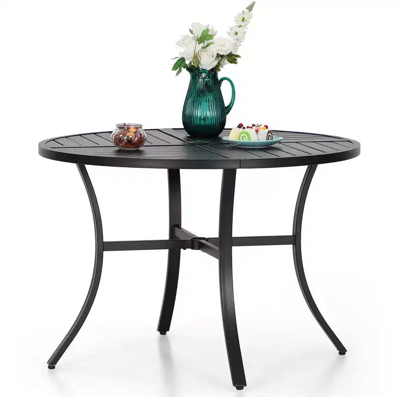 Ensemble de salle à manger d'extérieur 5 pièces avec chaises rembourrées en textilène et table ronde en métal - Gris/Noir - Captiva Designs : Salon de jardin robuste et résistant à l'eau pour 4 personnes