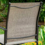 Ensemble de salle à manger d'extérieur 7 pièces Captiva Designs avec table en faux bois/acier avec trou pour parasol et chaises en métal rembourrées avec accoudoirs