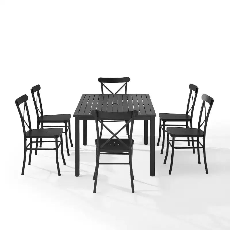 Ensemble repas d'extérieur 7 pièces en métal Astrid - Noir mat - Crosley : résistant aux intempéries, 6 chaises sans accoudoirs, table rectangulaire avec trou pour parasol