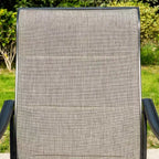 Ensemble de patio avec table en acier avec trou pour parasol de 4 cm et chaises pivotantes en acier de Captiva Designs