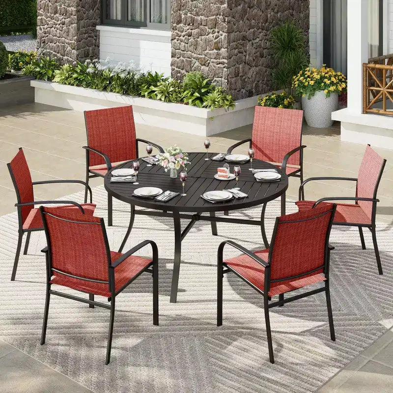 Captiva Designs Table ronde en acier à lattes noires 7 pièces avec trou pour parasol et chaises en textilène