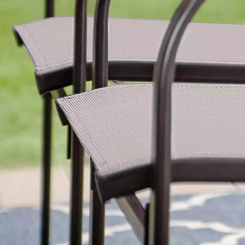 Ensemble repas d'extérieur 7 pièces Captiva Designs avec table rectangulaire à lattes et chaises de salle à manger fixes en textilène
