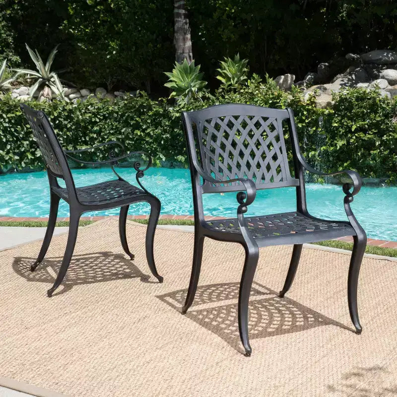 Ensemble de salle à manger d'extérieur Christopher Knight Home Bonneville en aluminium coulé 7 pièces avec trou pour parasol, noir mat antique