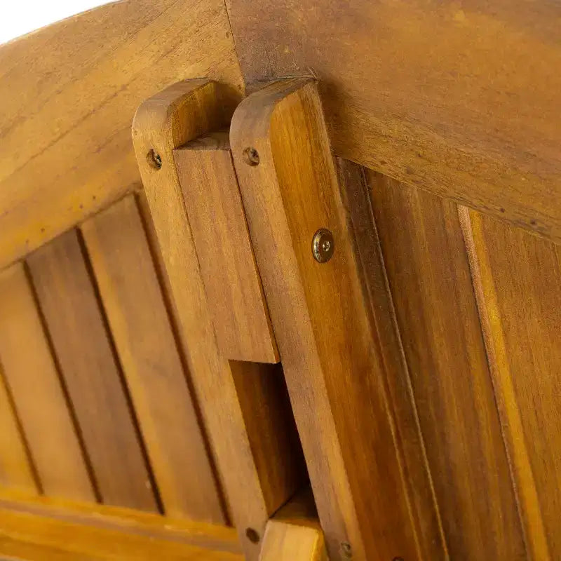 Ensemble de salle à manger GDFStudio Tara d'extérieur 5 pièces en osier et bois d'acacia avec coussins