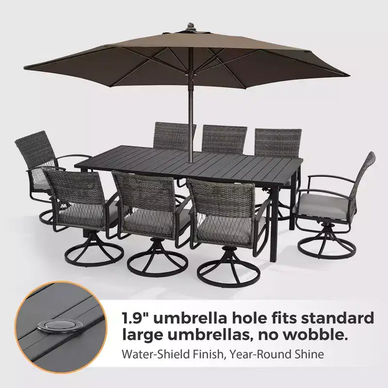 HAPPATIO Ensemble de salle à manger en rotin, ensemble de salle à manger extérieur avec chaises pivotantes, table à manger revêtue de poudre avec trou pour parasol pour jardin, cour