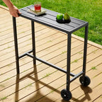 Table de bar mobile d'extérieur avec roulettes, plateau à lattes en métal étanche, table hauteur comptoir pour patio, piscine, jardin et cuisine