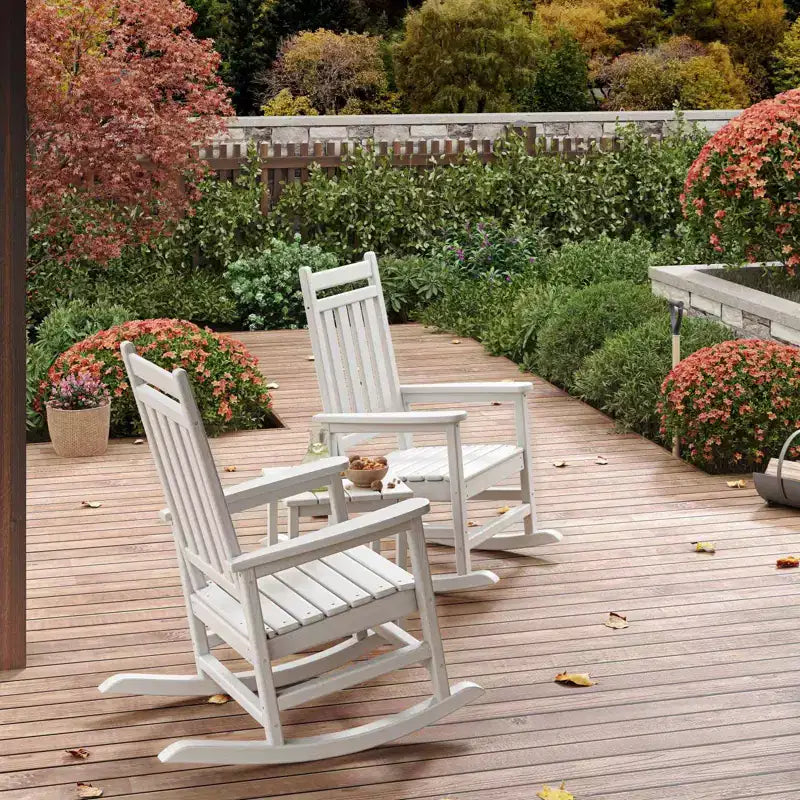 Ensemble de 2 chaises à bascule d'extérieur en PEHD avec table d'appoint - Chaises à bascule hautes en polyéthylène pour adultes - Mobilier de patio résistant à toutes les intempéries