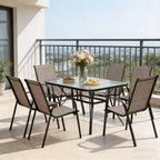Gymax Ensemble de Salle à Manger d'Extérieur 7 Pièces avec 6 Fauteuils Empilables, Table en Verre Trempé et Trou pour Parasol pour Jardin ou Cour Arrière