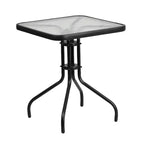 Ensemble de table de patio trois pièces Emma et Oliver avec table à cadre métallique carré avec plateau en verre trempé et deux chaises empilables Flex Comfort