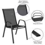 Ensemble de table de patio sept pièces Emma et Oliver avec table en métal avec plateau en verre trempé et 6 chaises empilables Flex Comfort
